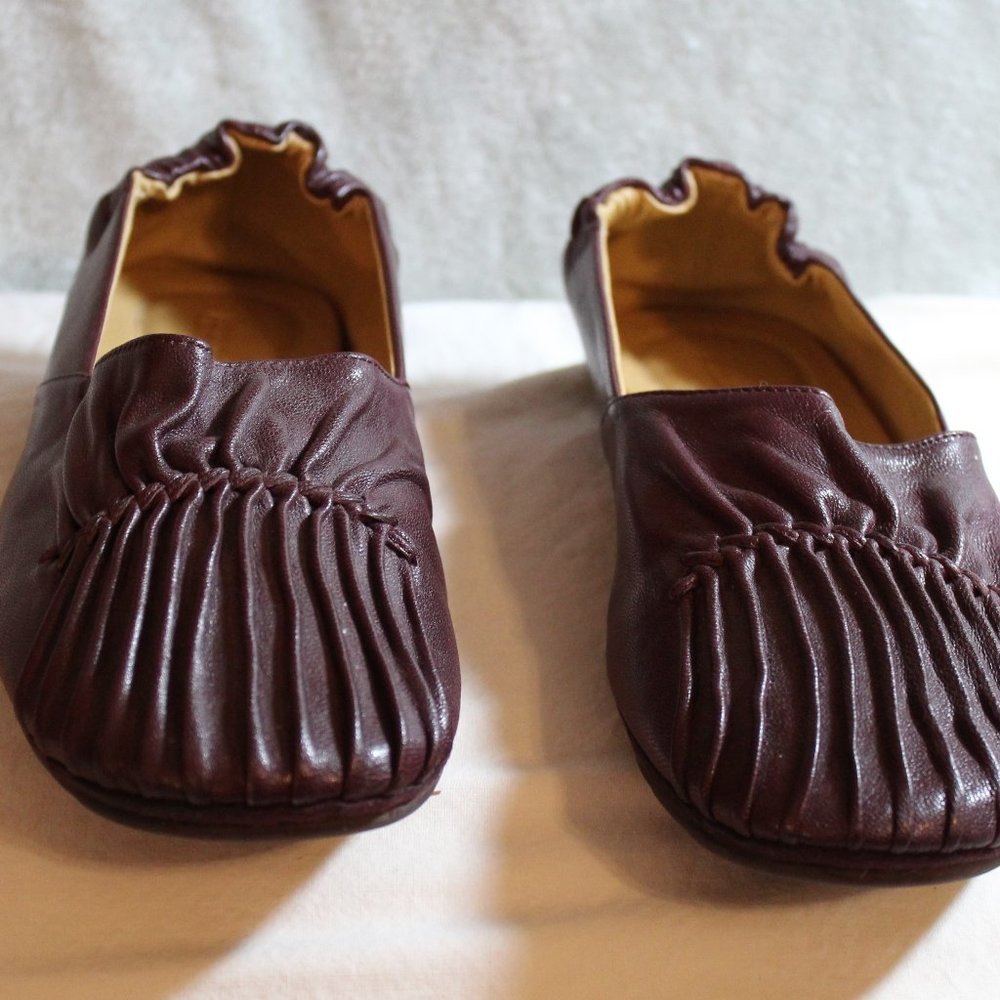 REDISH TAN LEATHER CHOCOLAT BLU SIZE 8 PAIR OF SEAMED FLAT LOAFER